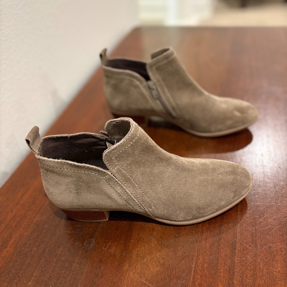 Diba Layla Suede Ankle Boot - Taupe, 9 - Picture 4 of 8